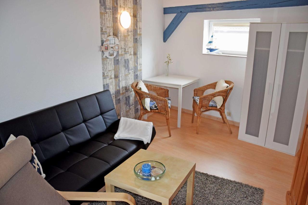 Ferienhaus Zum Hafen In Altefaehr Kültér fotó