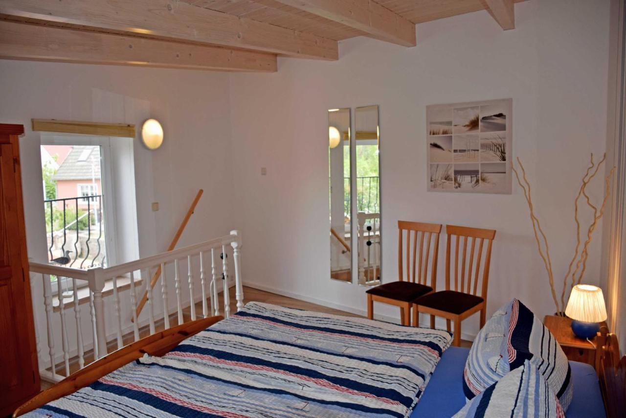 Ferienhaus Zum Hafen In Altefaehr Kültér fotó