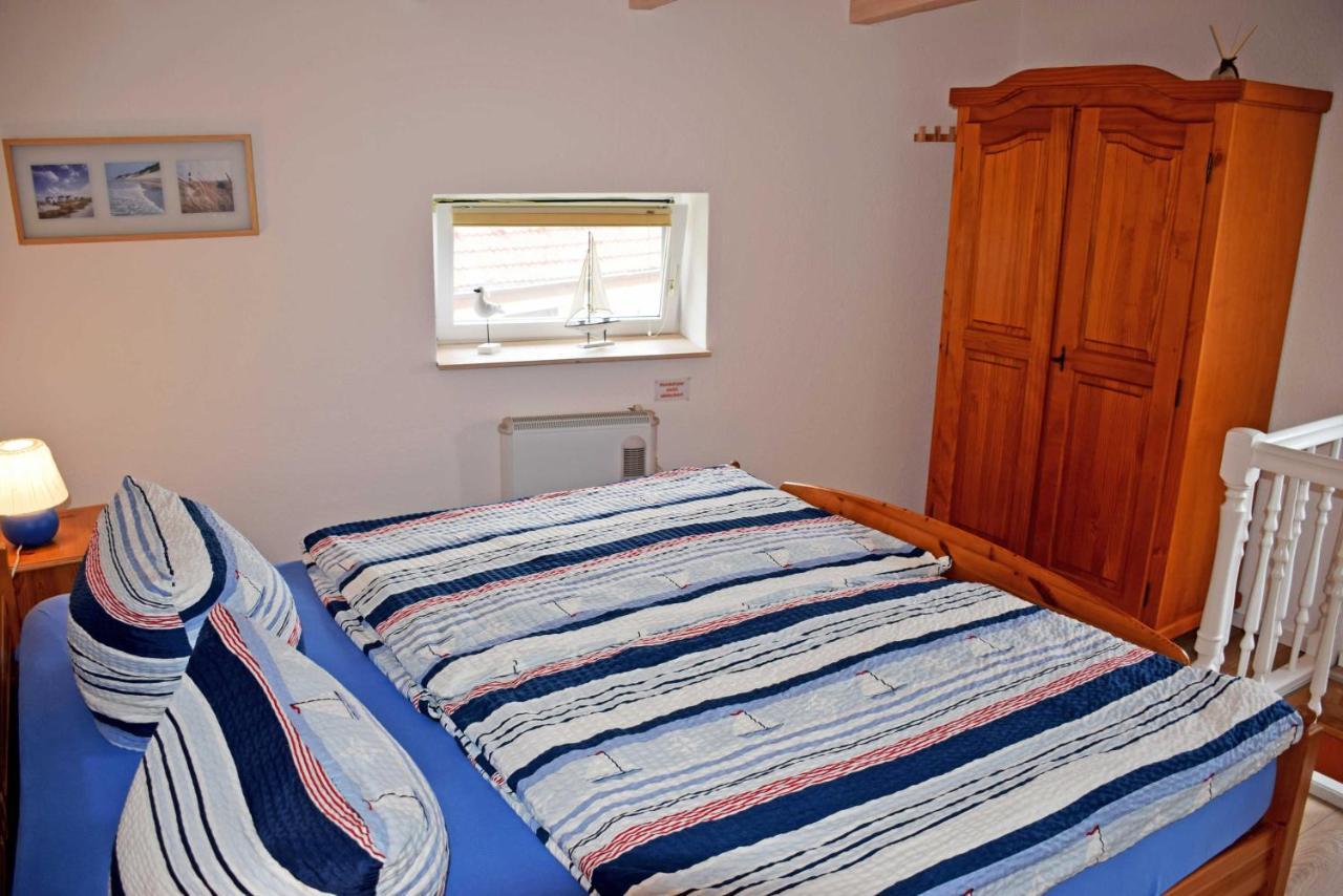 Ferienhaus Zum Hafen In Altefaehr Kültér fotó