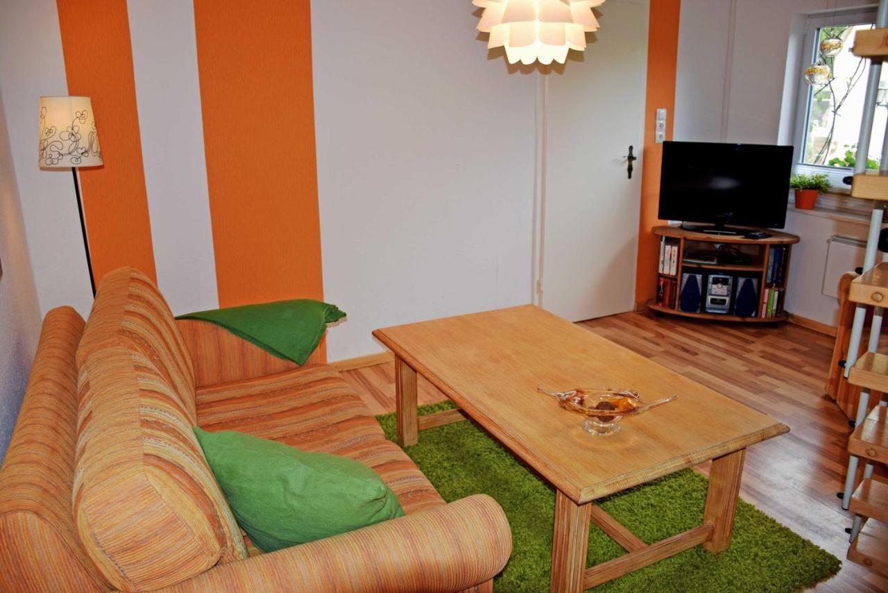Ferienhaus Zum Hafen In Altefaehr Kültér fotó